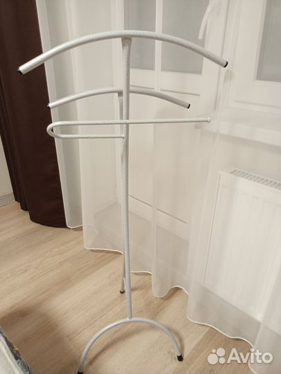 Вешалка напольная