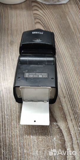 Фотовспышка Nissin Di-466