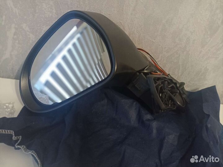 Зеркало заднего вида левое Peugeot 308