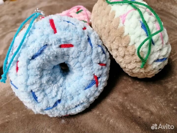 Брелок пончик