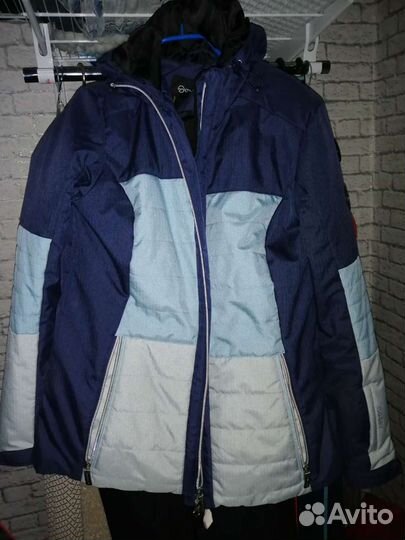 Куртка горнолыжная
