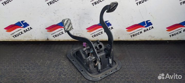 Блок педалей Renault Magnum, Renault Premium