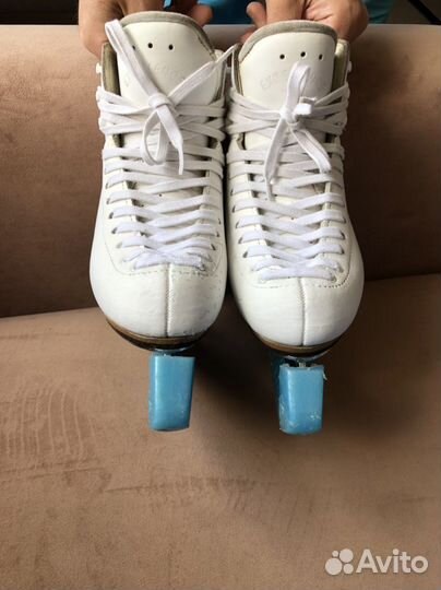 Фигурные коньки Risport Excellence 200