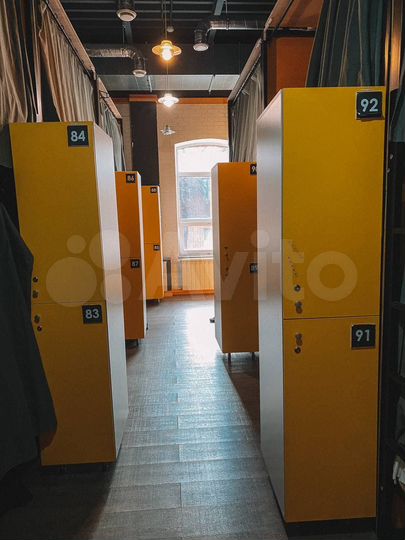 Комната 40 м², 2/2 эт.