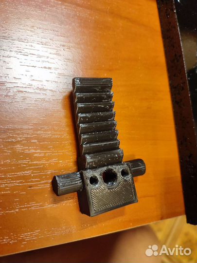 Заочное устройство точилка для ножей и ножниц