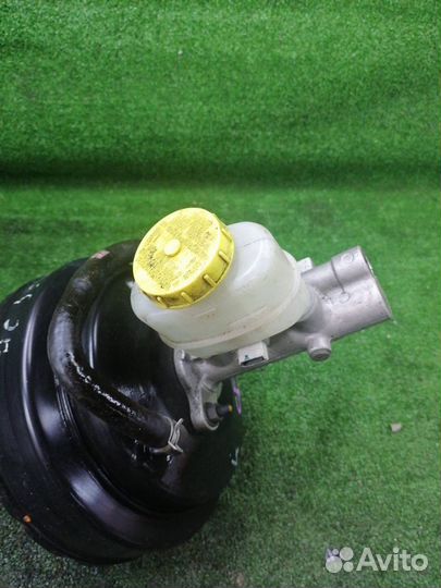 Главный тормозной цилиндр Nissan Laurel HC35