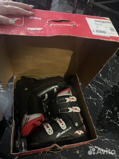 Лыжные ботинки Nordica 38-39 размер