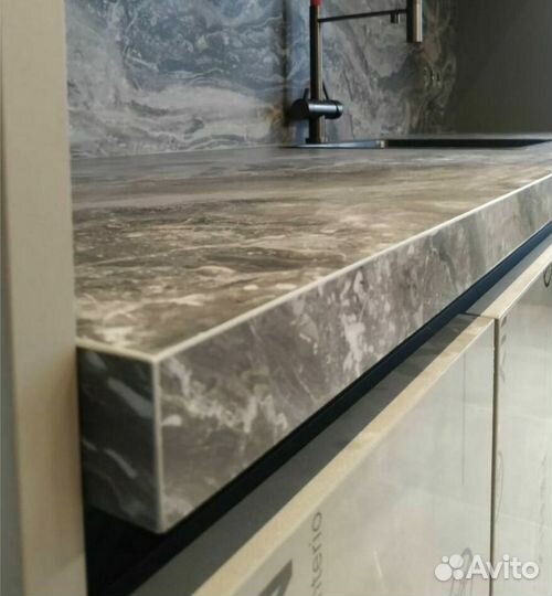 Столешница из керамогранита