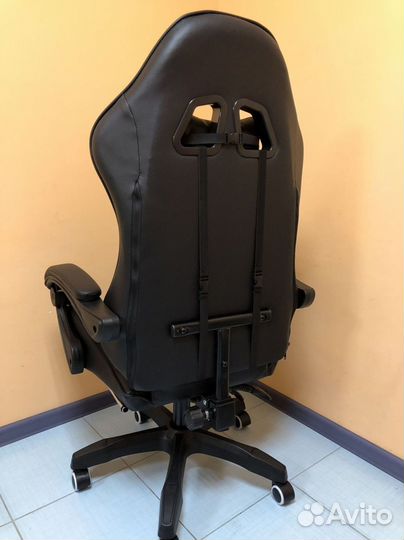 Компьютерное игровое (геймерское) кресло. Новые
