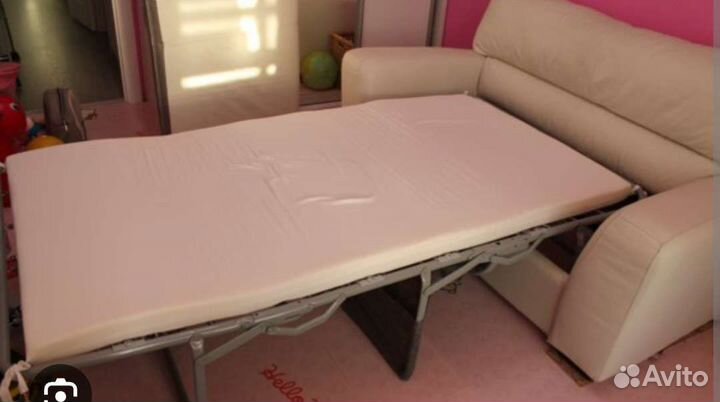 Диван кожаный IKEA