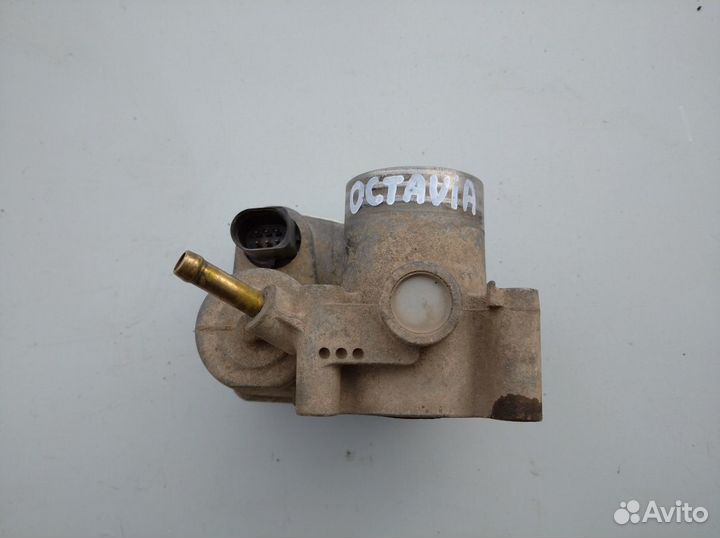 Заслонка дроссельная Шкода Октавия Гольф 4