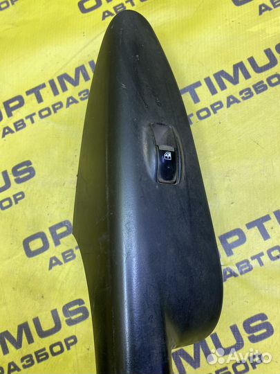 Накладка кнопки стеклоподъемника пп Hyundai Tucson