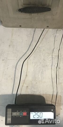 Гири для часов.шишки