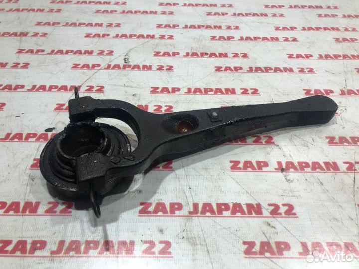 Вилка сцепления Mitsubishi Pajero Sport K94 4D56