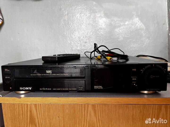 Видеомагнитофон sony