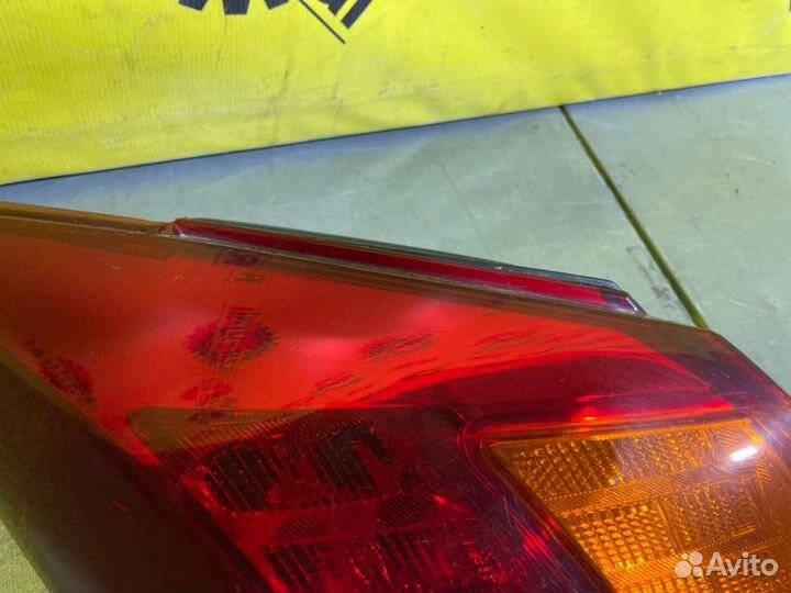 Фонарь задний наружный задний левый Nissan Murano