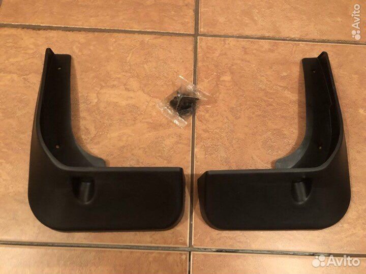 Брызговики toyota camry V55 (новые)