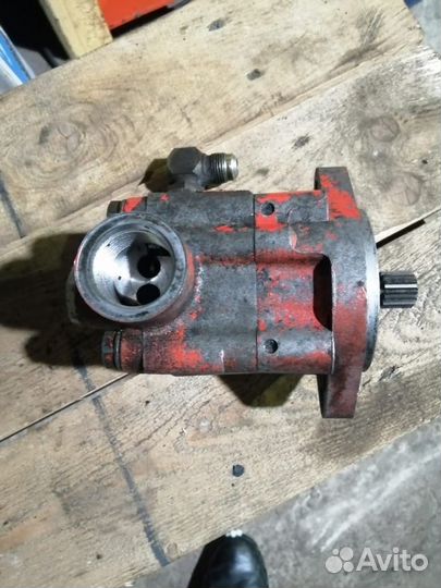 Насос гур Cummins M11 inter 9800