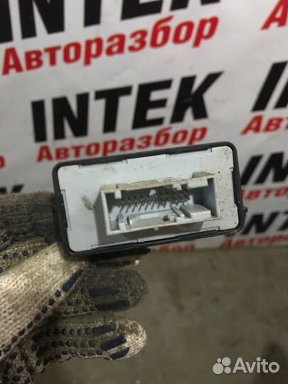 Блок электронный Audi A6 C6