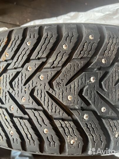 Nokian Tyres Hakkapeliitta 8 SUV 235/55 R19 105T