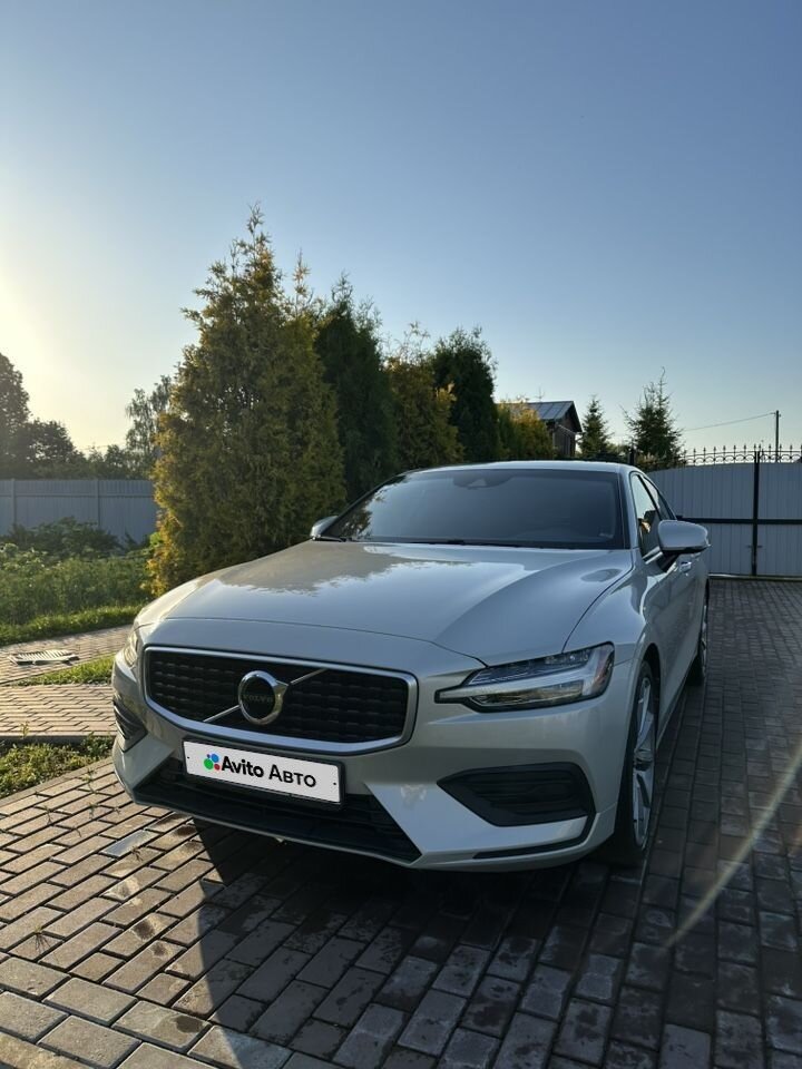 Volvo S60: фото из отзыва