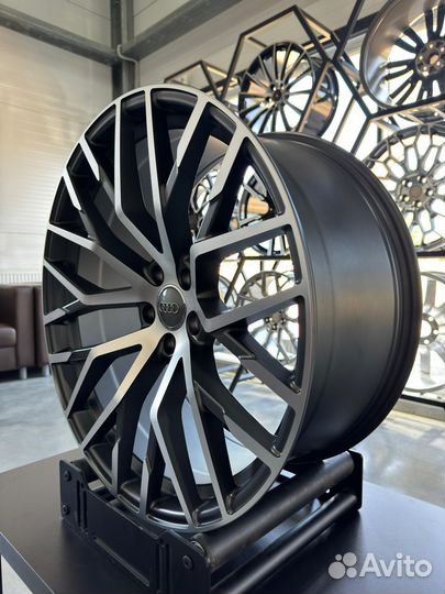 Новые диски R21 на Audi A8