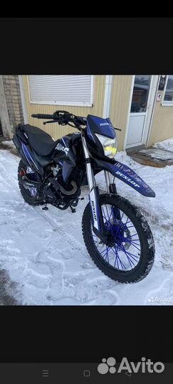 Продам мотоцикл avantis MT 250