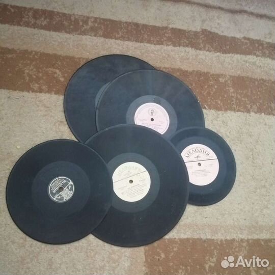 Виниловые пластинки цена за1шт