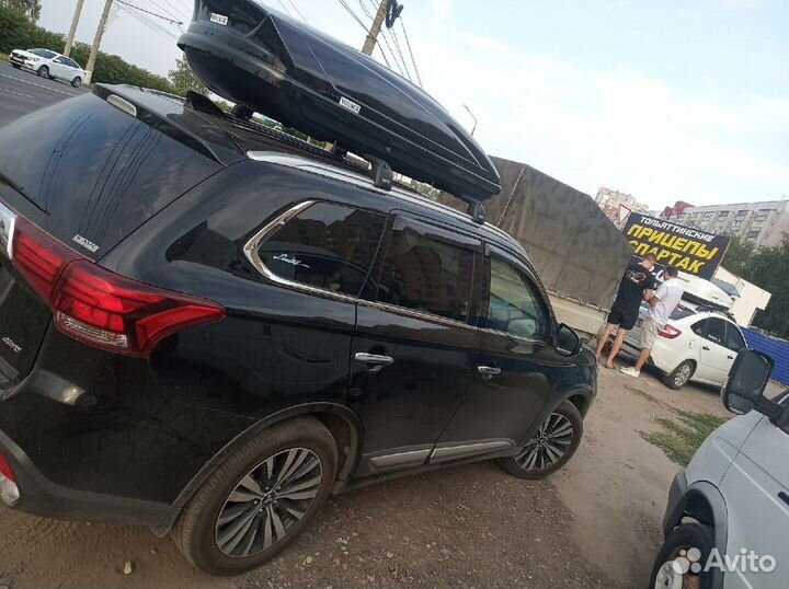 Автобокс на крышу 520л Mitsubishi Outlander