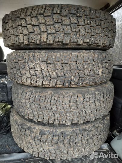 Комплект зимних колес нива