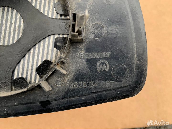 Стекло зеркала левого Fluence, Megane 3