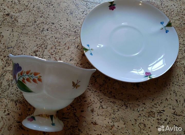 Чашка с блюдцем чайная 