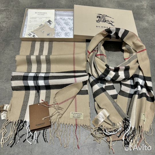 Шарф в коробке burberry