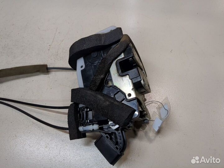 Замок двери Nissan Juke, 2010