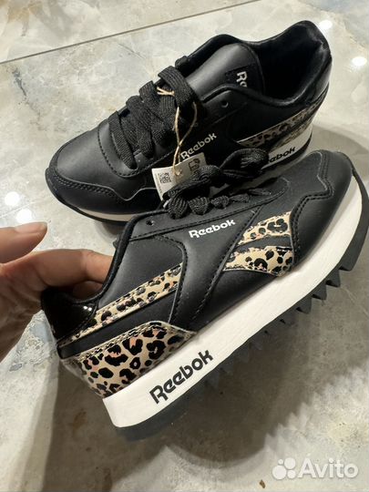 Кроссовки reebok новые 19см