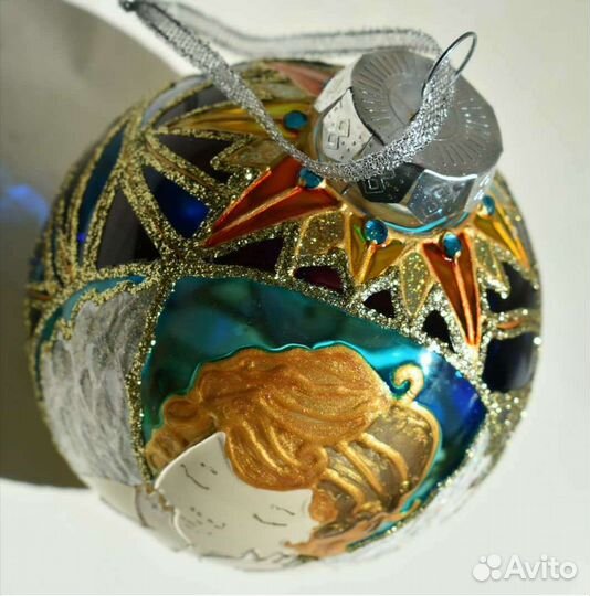 Елочные игрушки шарики