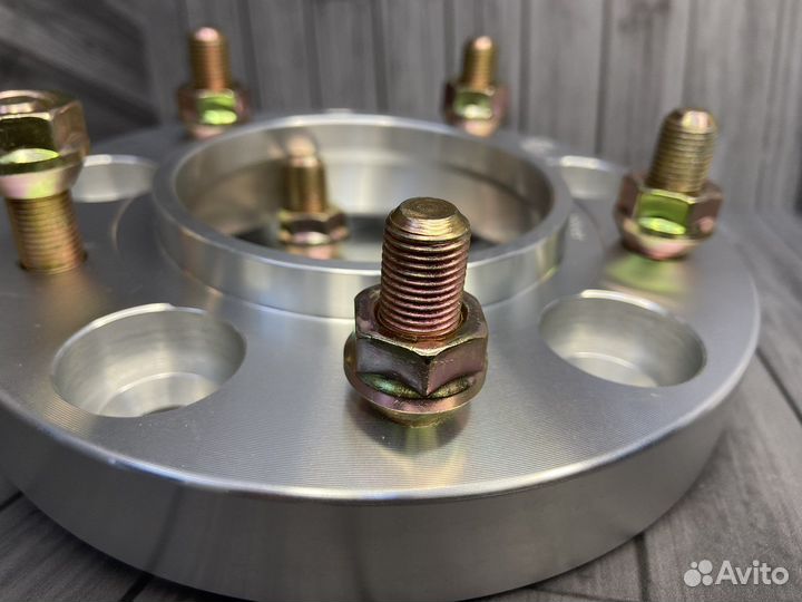 Проставки колесные 5х114 3