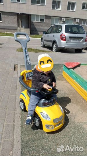 Машина толокар каталка
