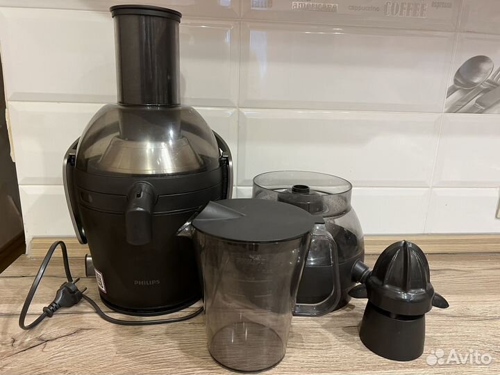 Соковыжималка центробежная