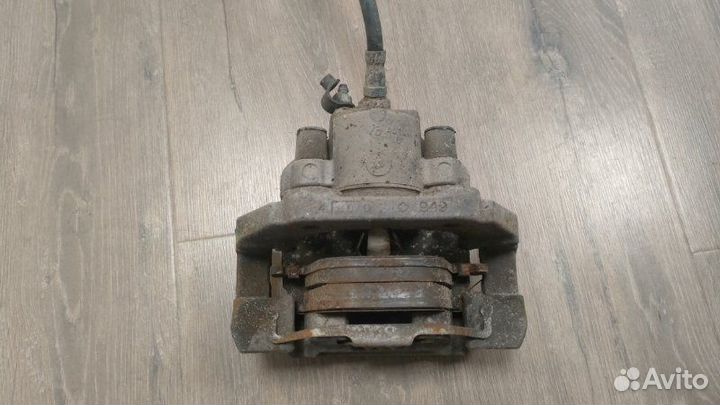 Суппорт тормозной задний правый Bmw X5 E70 N62N