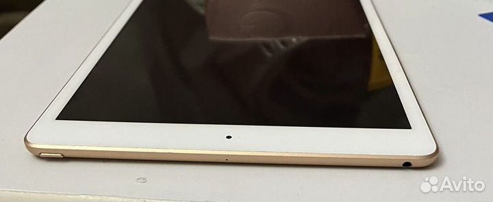 Планшет apple iPad 7