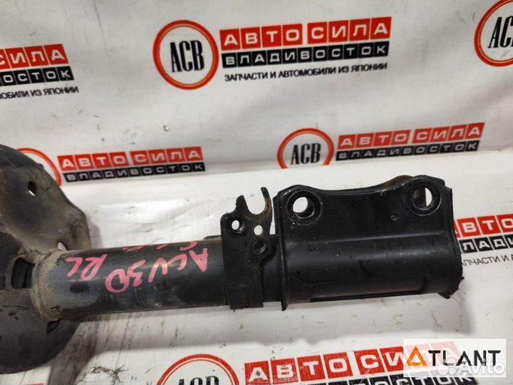 Стойка задняя левая toyota camry