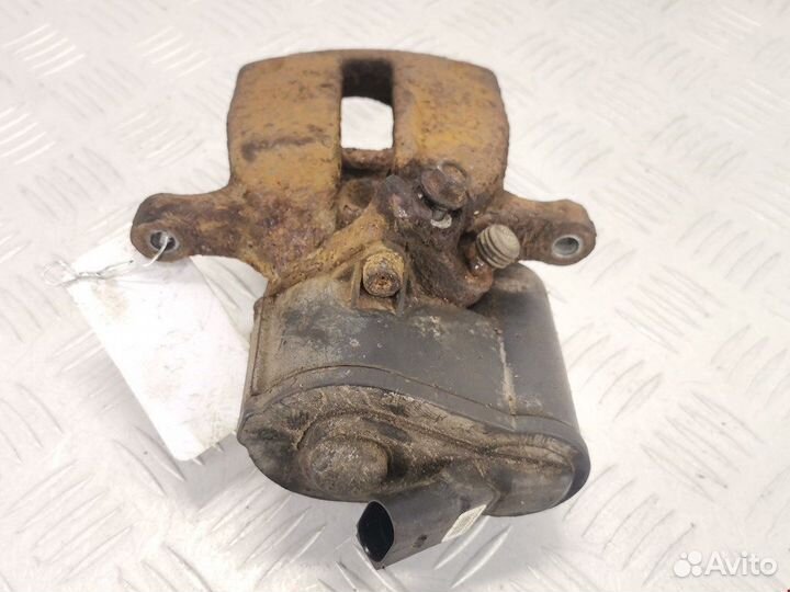 Суппорт задний правый для Volkswagen Passat 6