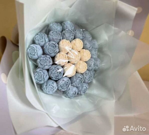 Сладкий подарок девушке