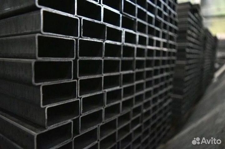 Труба профильная 100х50х3 мм. Код: 550/116