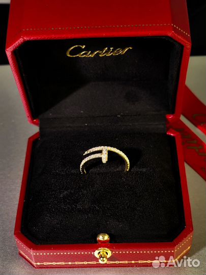 Золотое кольцо Cartier