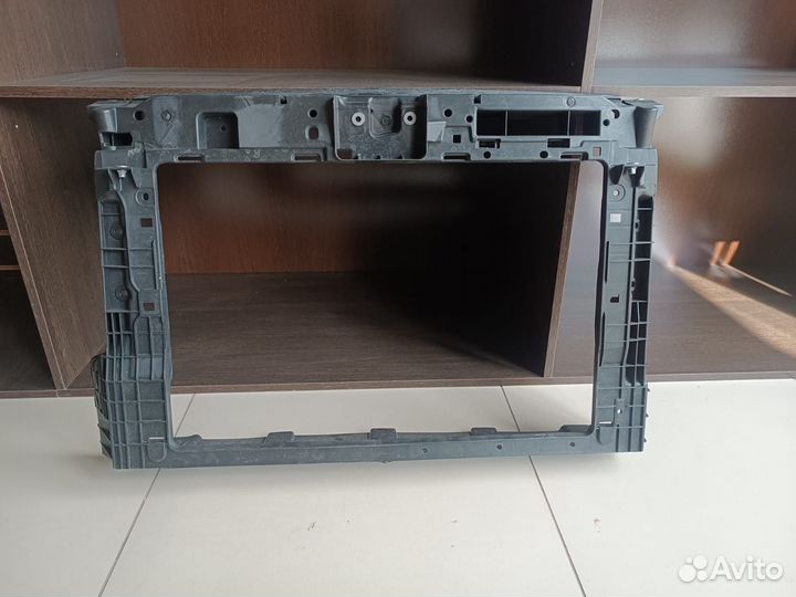 Панель передняя (телевизор) skoda rapid 2/Volkswag