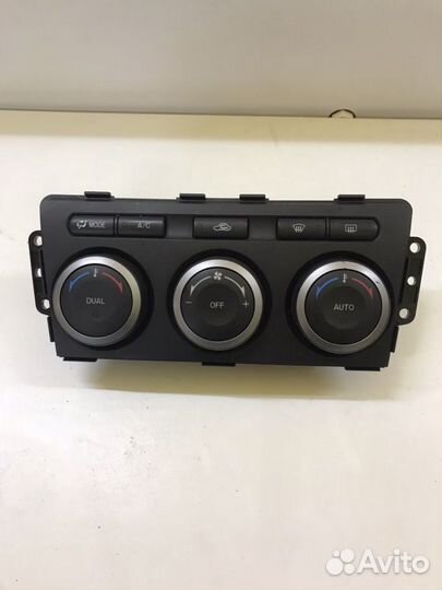 Блок управления климатом Мазда 6 GH