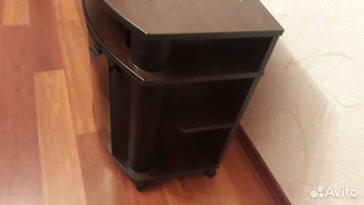 Тумба под телевизор, подставка