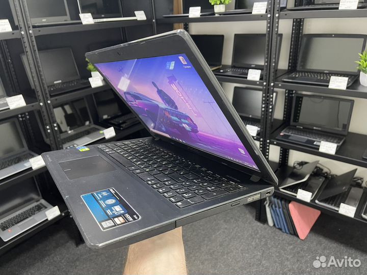 Ультрабук Asus с GeForce 920M/8 Ram/SSD 256